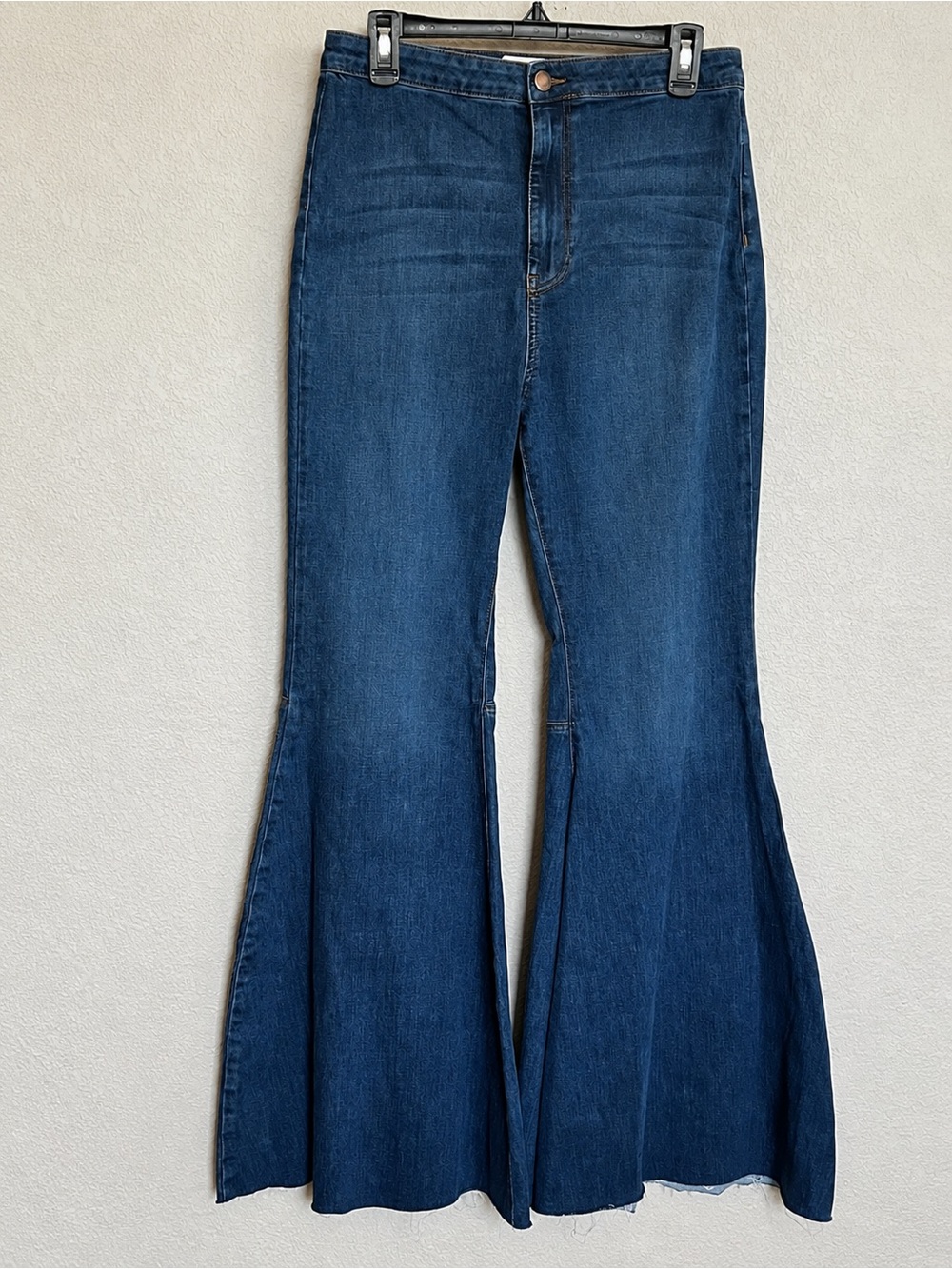 Free People Just Float On Blue Extreme Flare Boho hippie Bell Bottom Jeans 31R